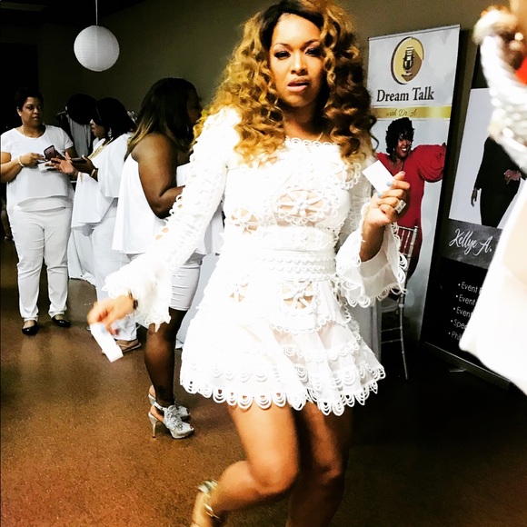 Dresses & Skirts - Mini White Dress with Nude Lining.